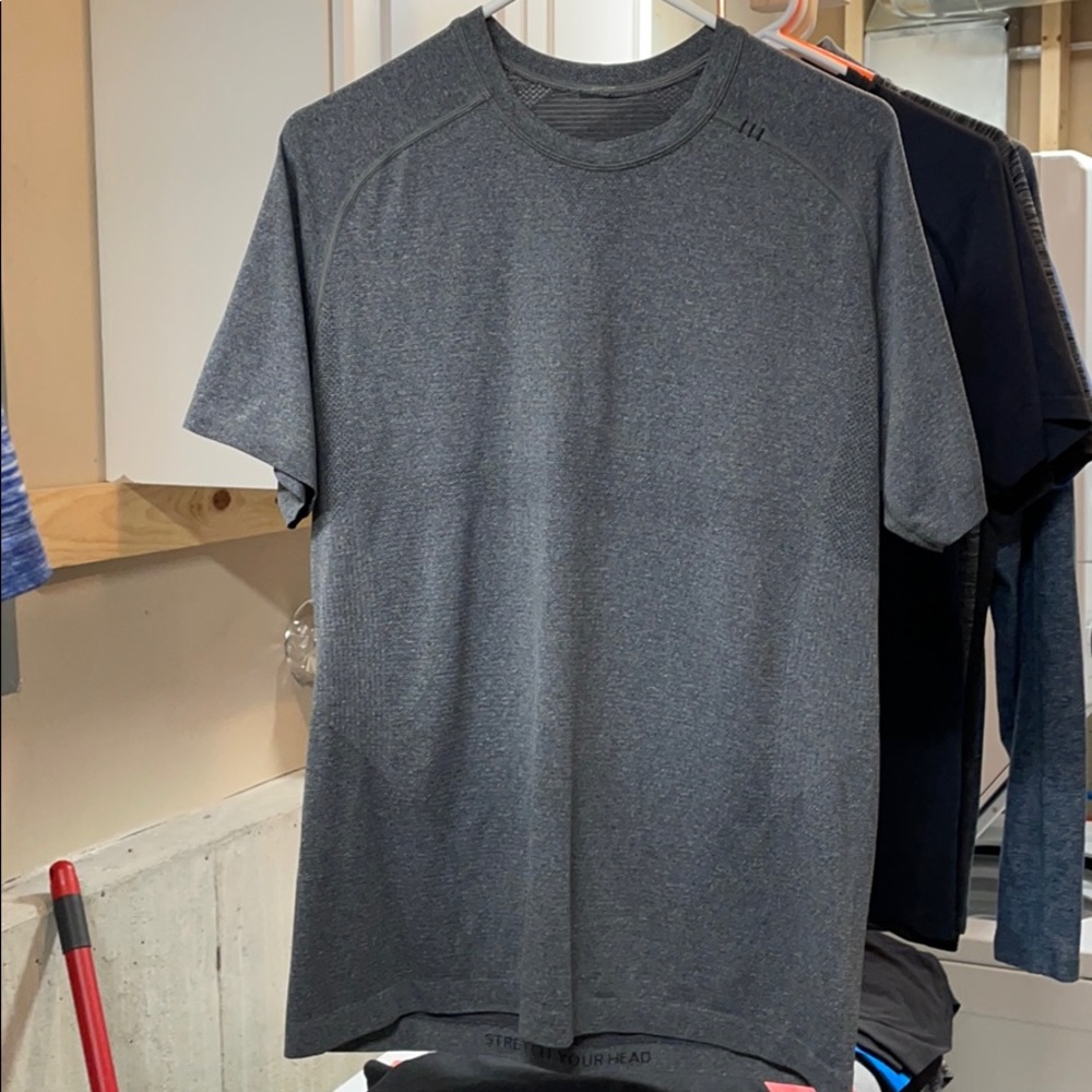 Men’s Lululemon metal tech vent